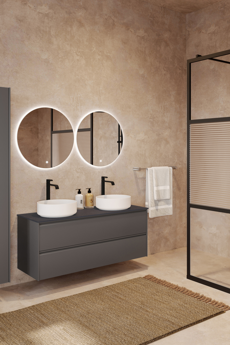 Badrumsmöbel med bänkskiva och två runda, ovanpåliggande tvättställ Luna L10